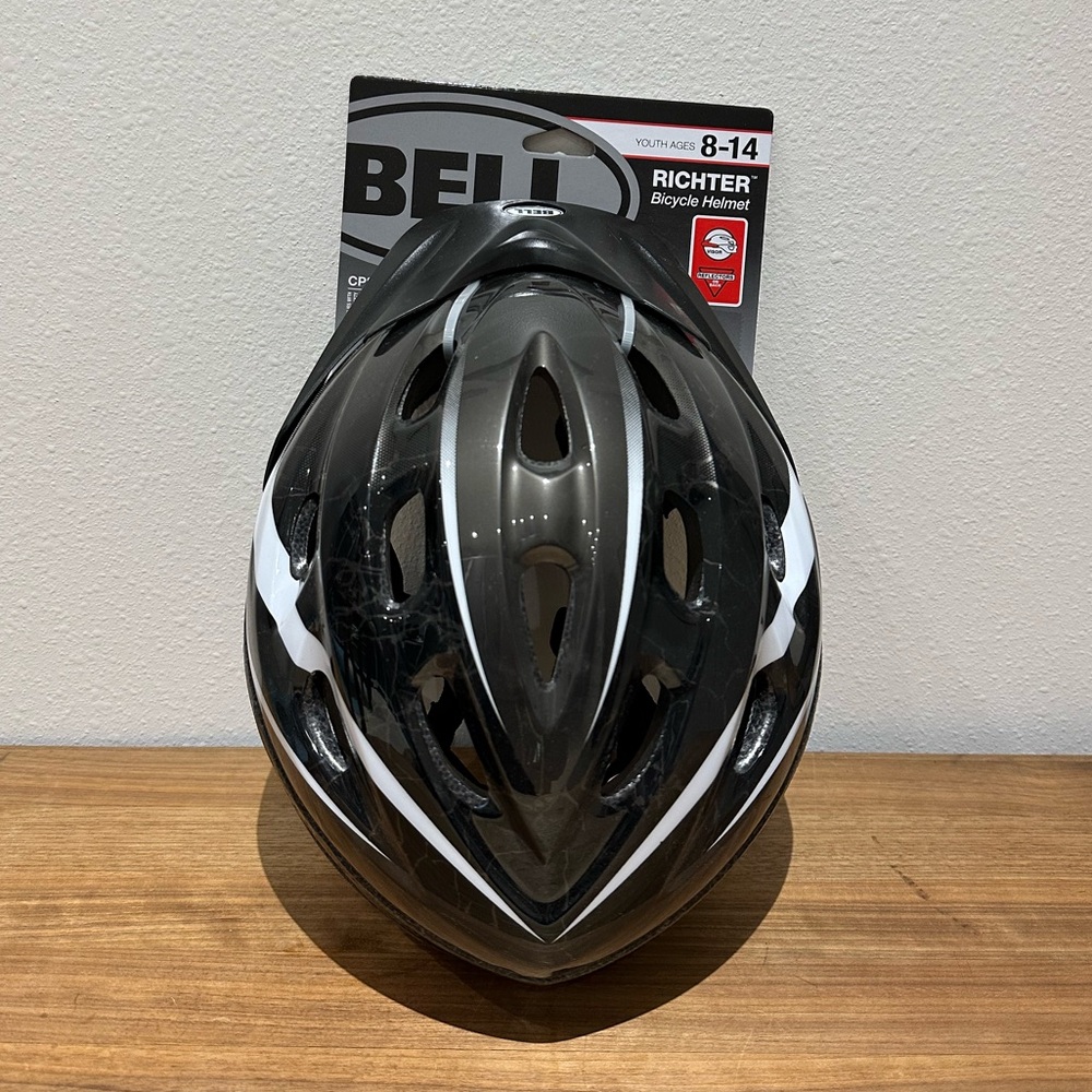 Bell Richter Youth Helmet, Black & White, Ages 8-14